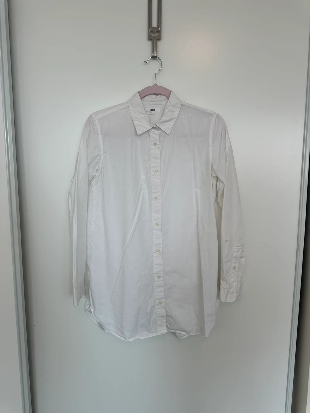 Uniqlo White Button-Up Shirt - XS