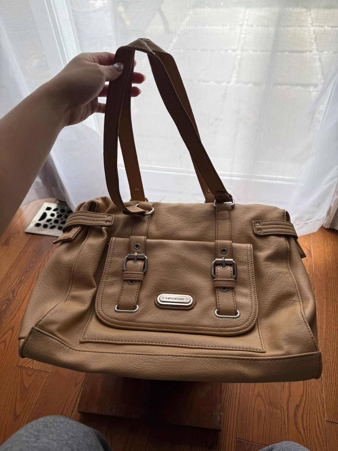 Medium-size Handbag