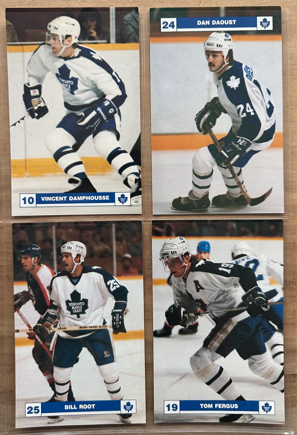 Vintage Collection of 1980’s Toronto Maple Leafs Post Cards - photo 3
