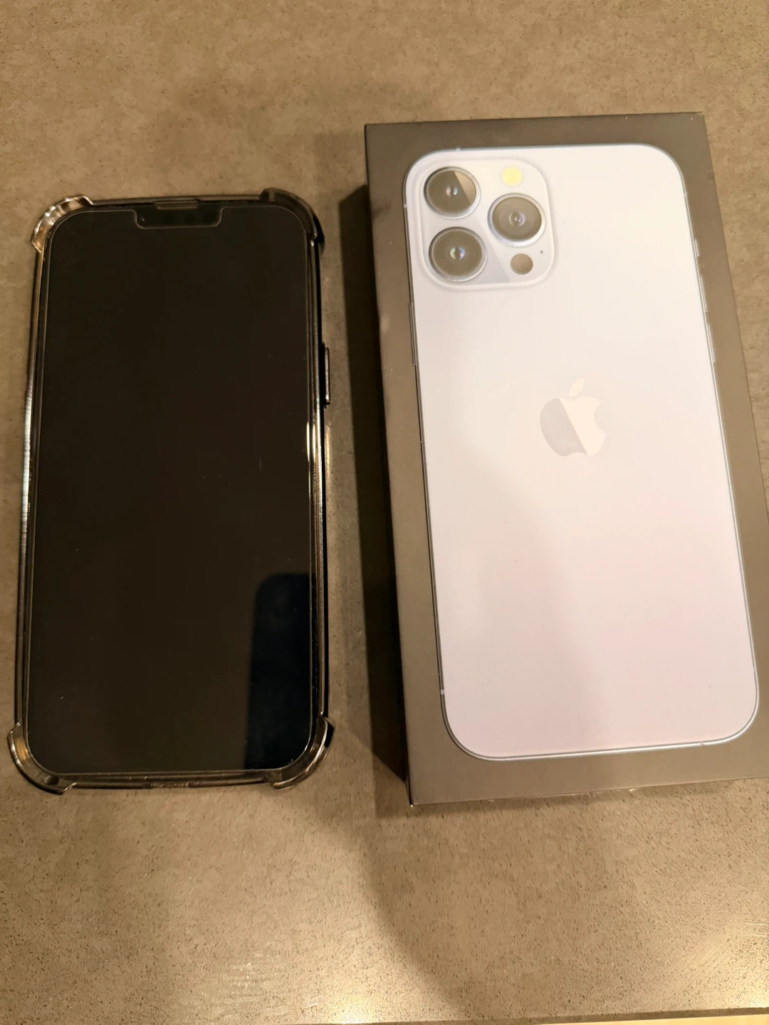 iPhone 13 Pro Max Sierra Blue