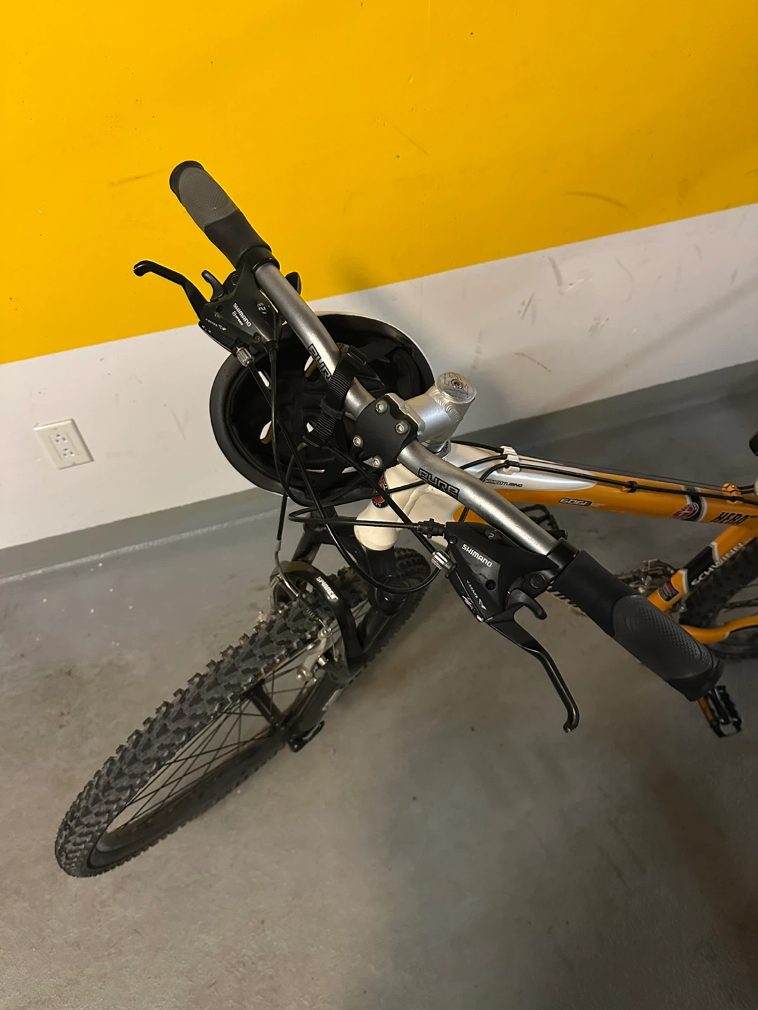 Women's Bike with Helmet - photo 2