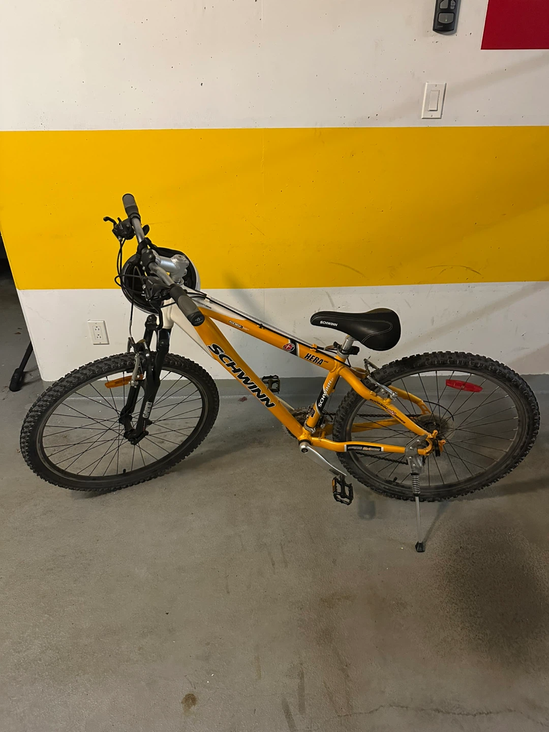 Women's Bike with Helmet