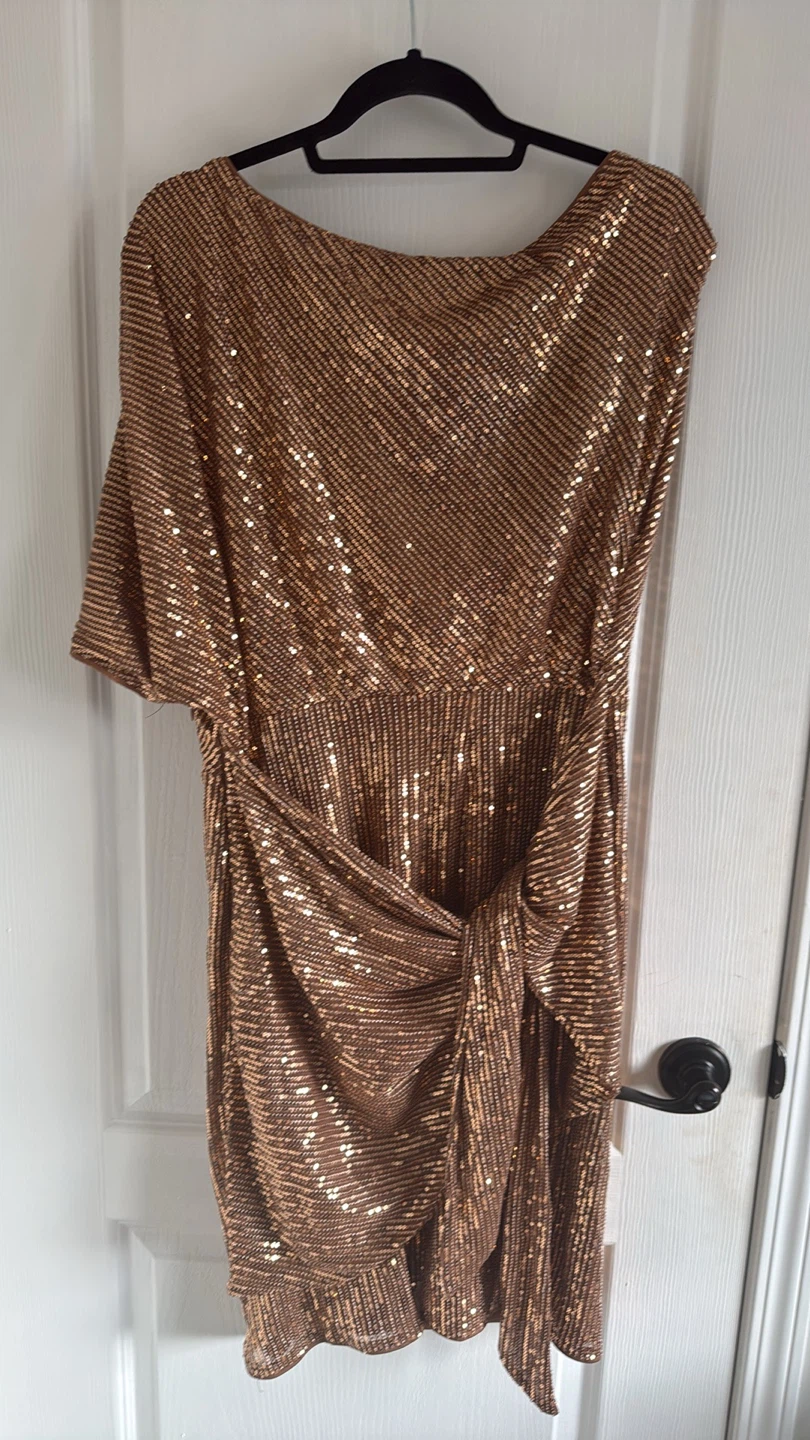 Sparkly Gold Sequin Wrap Dress 👗 xl (16/18)