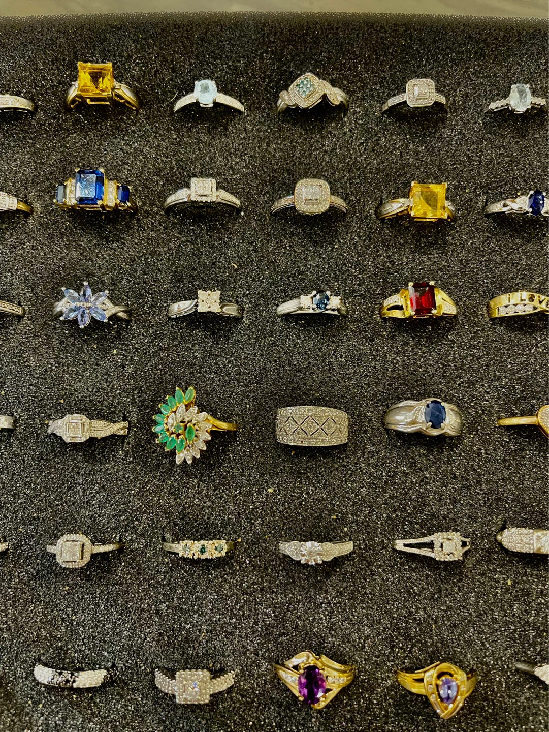 Assorted solid gold diamonds gems Collection of Rings - photo 3