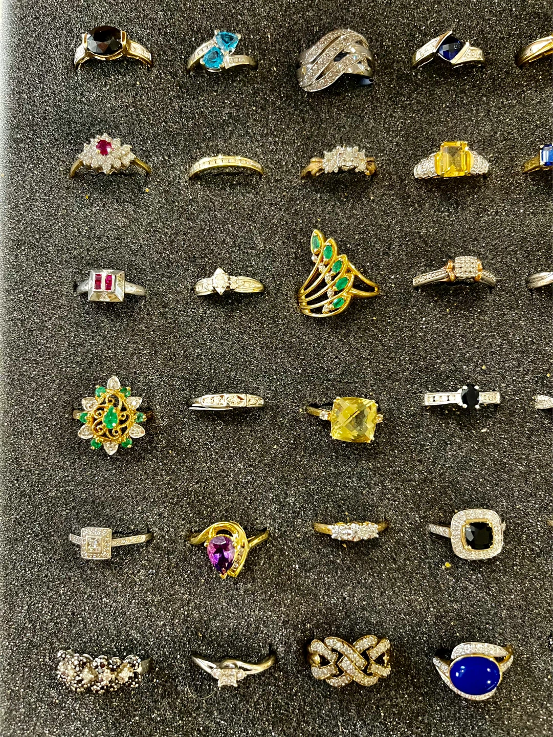 Assorted solid gold diamonds gems Collection of Rings - photo 4