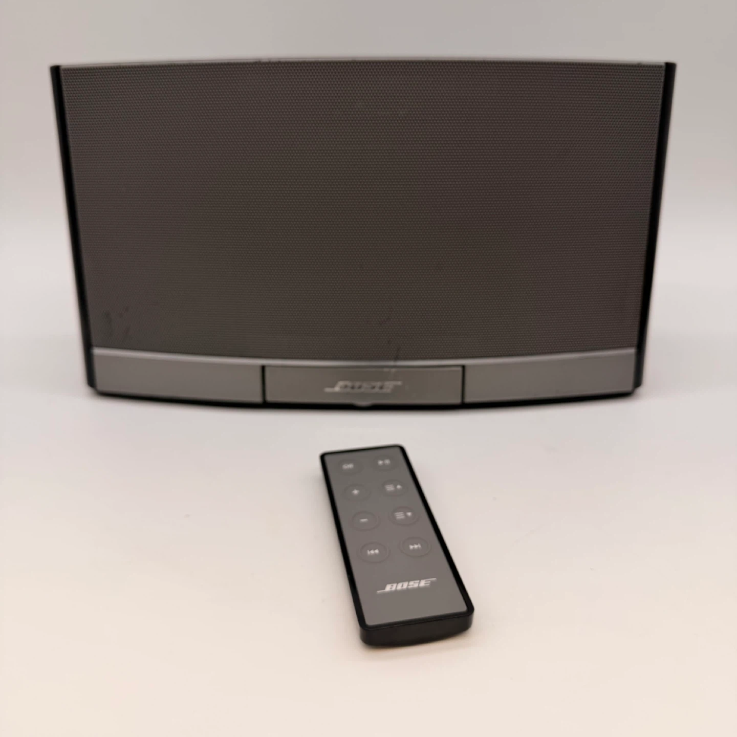 Bose SoundDock Portable digital music system - photo 2