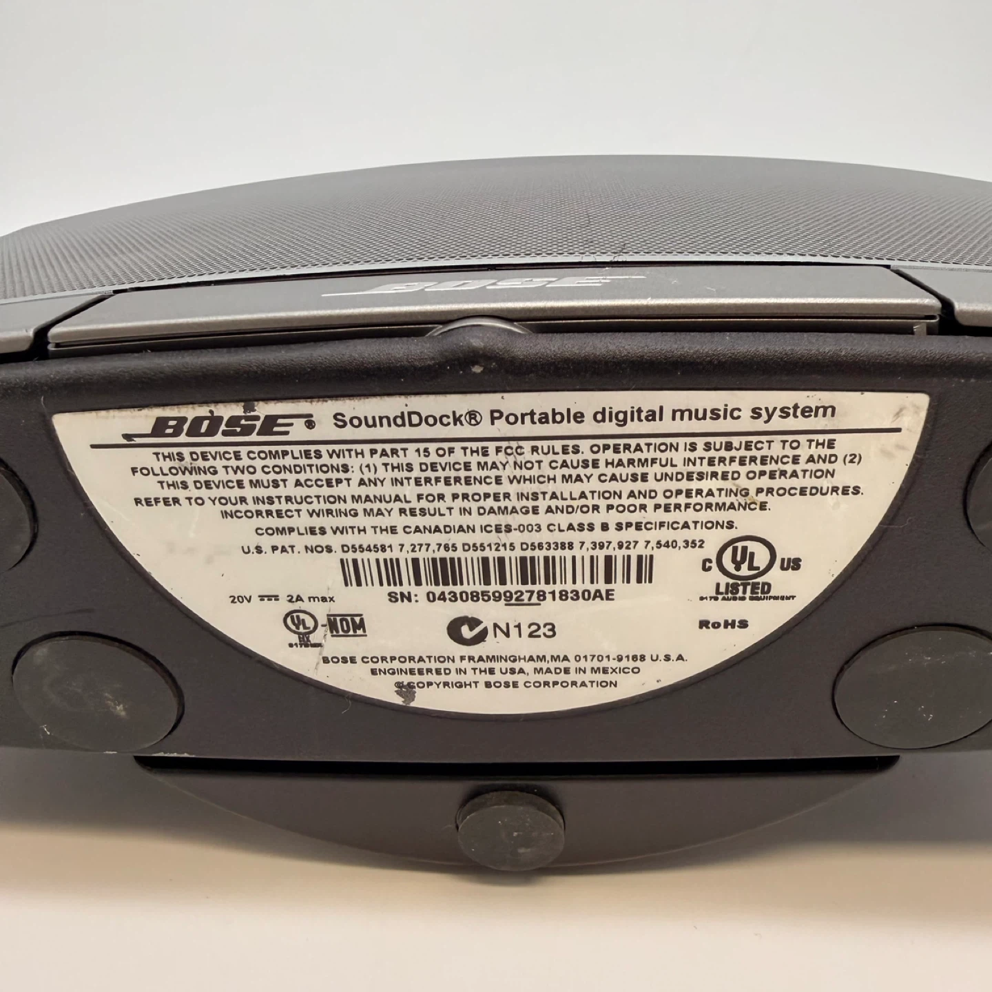 Bose SoundDock Portable digital music system - photo 5