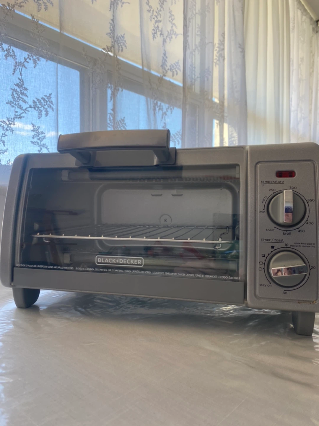 BLACK+DECKER Toaster Oven