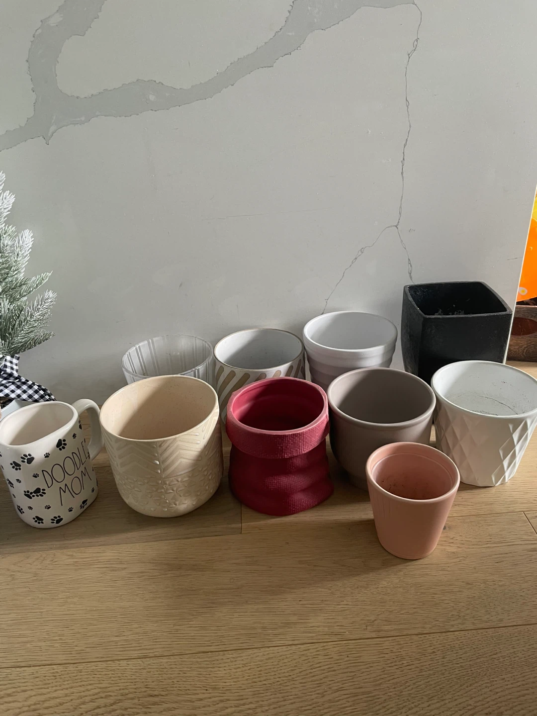 Mixed Lot of 10 Flower Pots and Mug