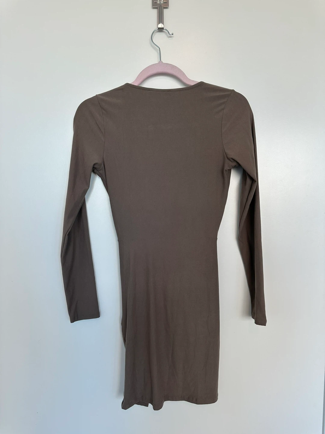 Fashion Nova Long Sleeve Twist Front Dress - Taupe - XS - photo 3