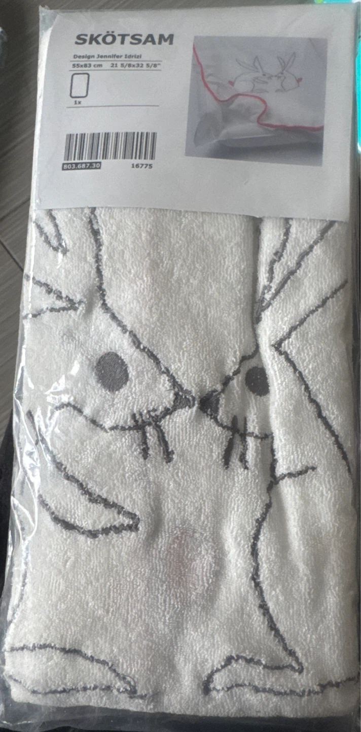IKEA Skötsam Hand Towel - White with Rabbits (55x83 cm)
