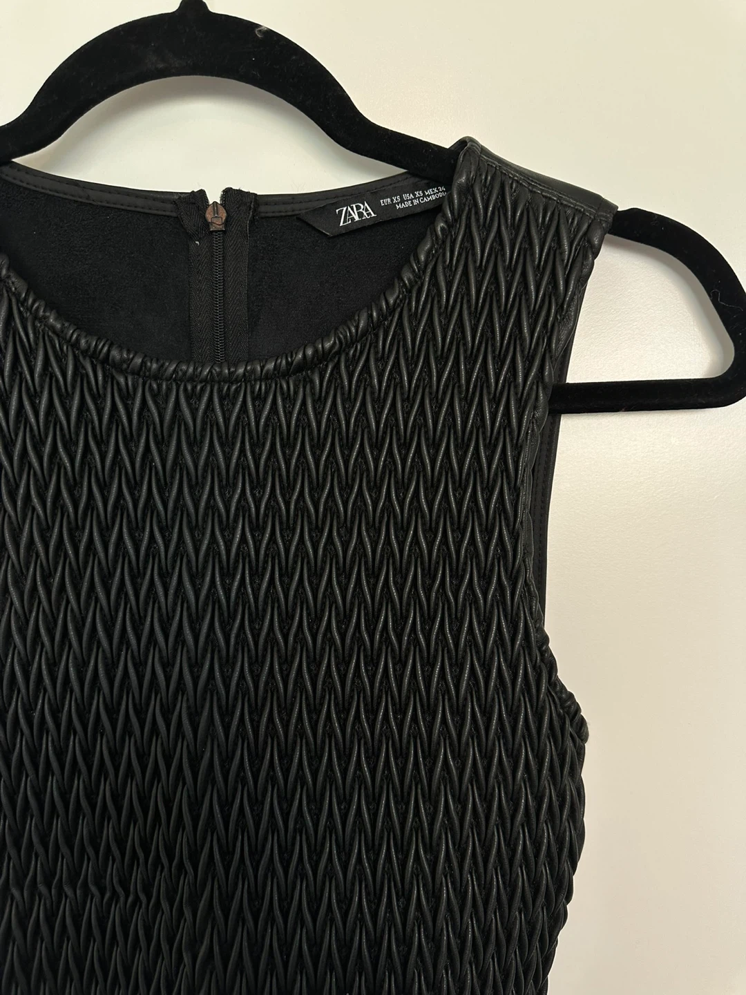Zara Black Textured Sleeveless Dress - Size XS