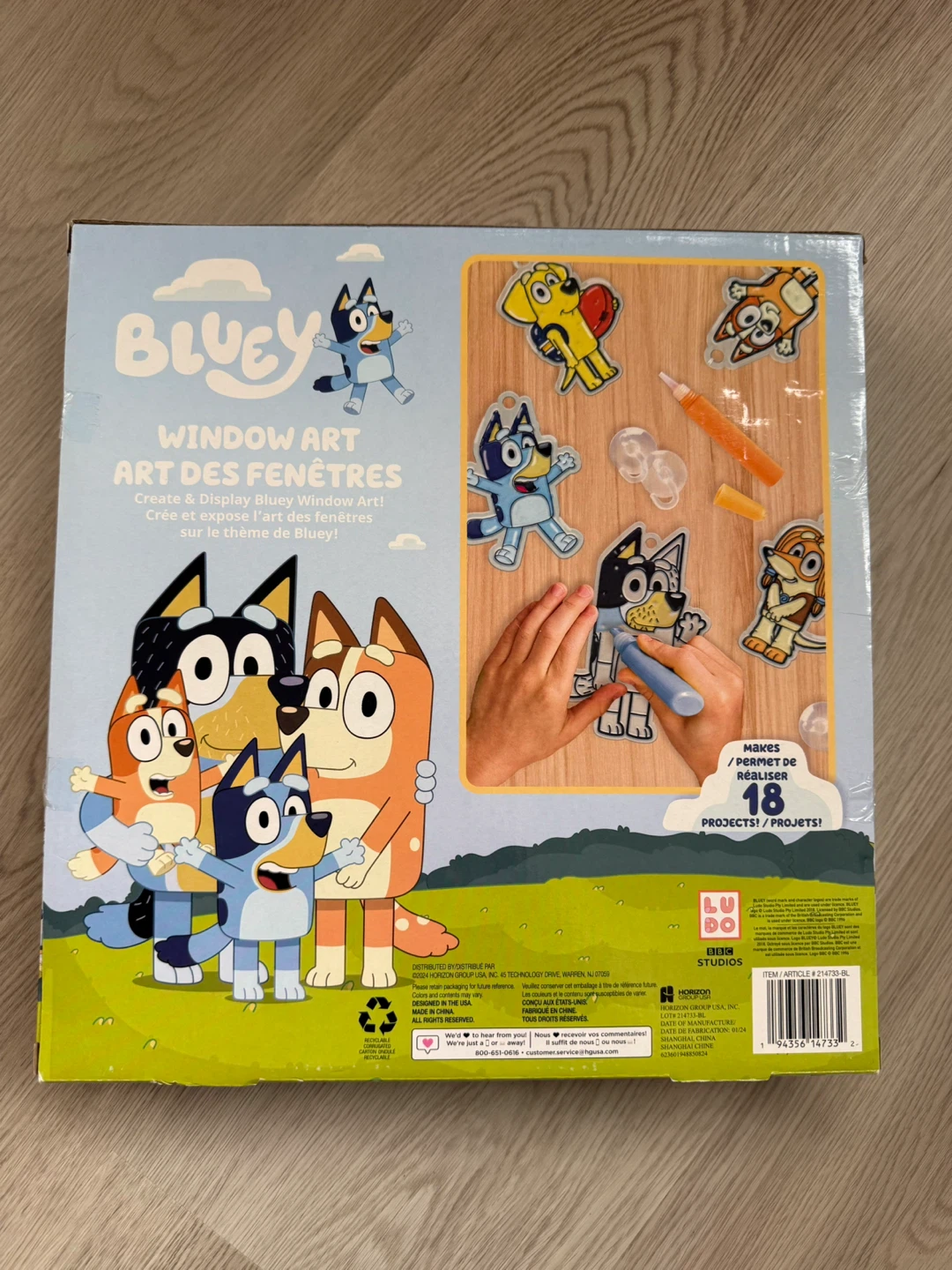 Brand new Bluey suncatcher art kit - photo 2