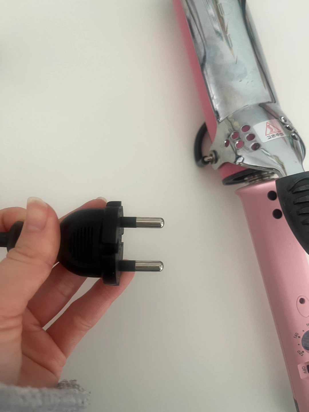 VODANA Pink Curling Iron - photo 5