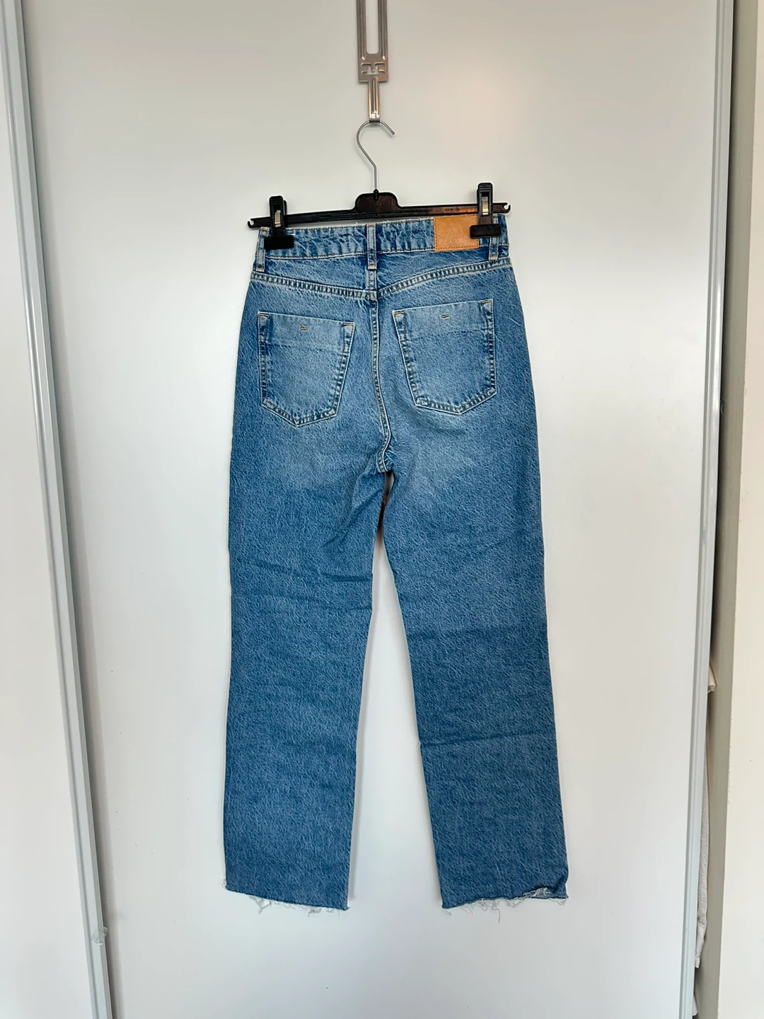 ZARA Pearl Embellished Straight Leg Jeans - Size 2 - photo 3