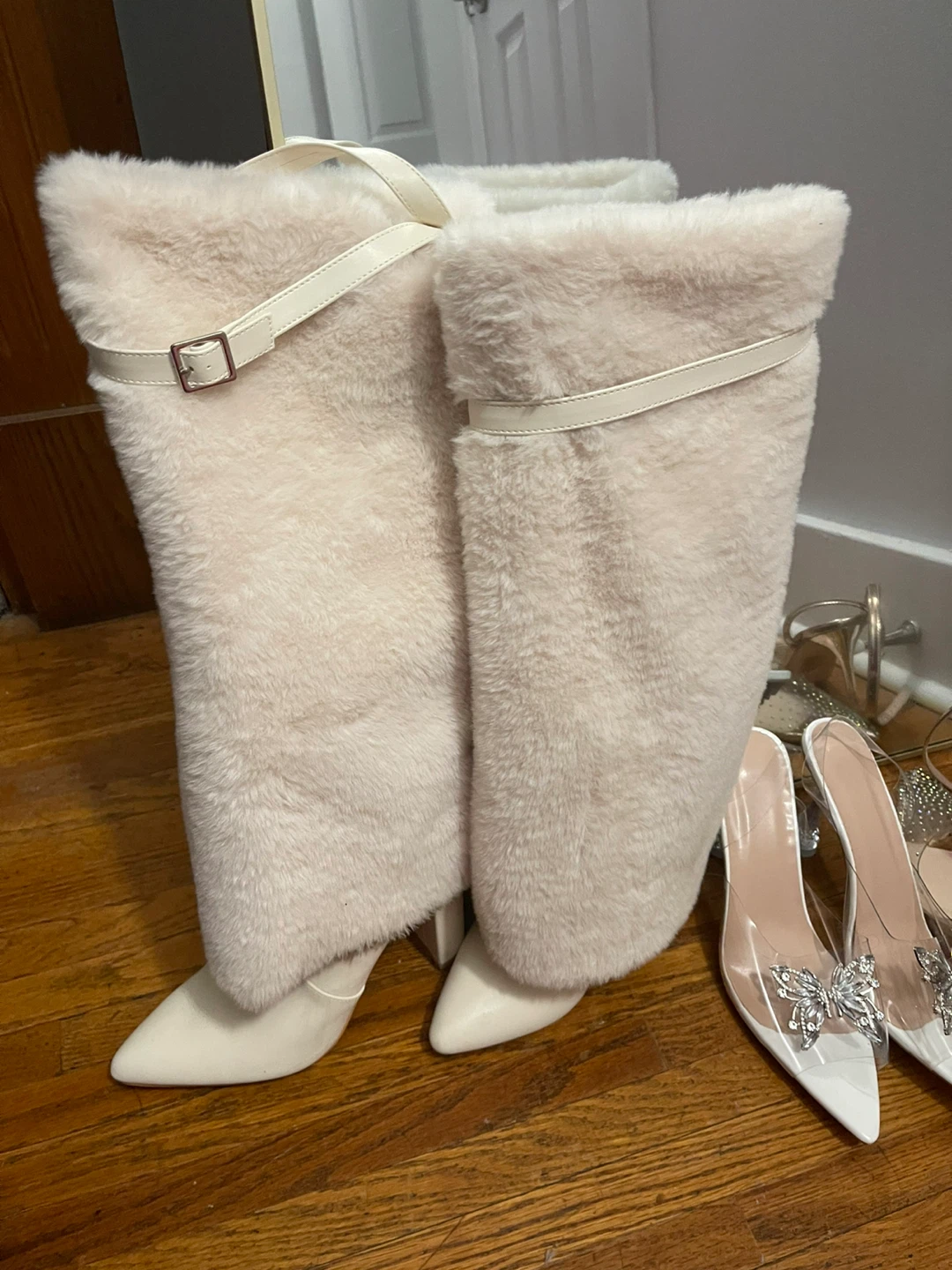 Ambiance Faux Fur Cropped Jacket