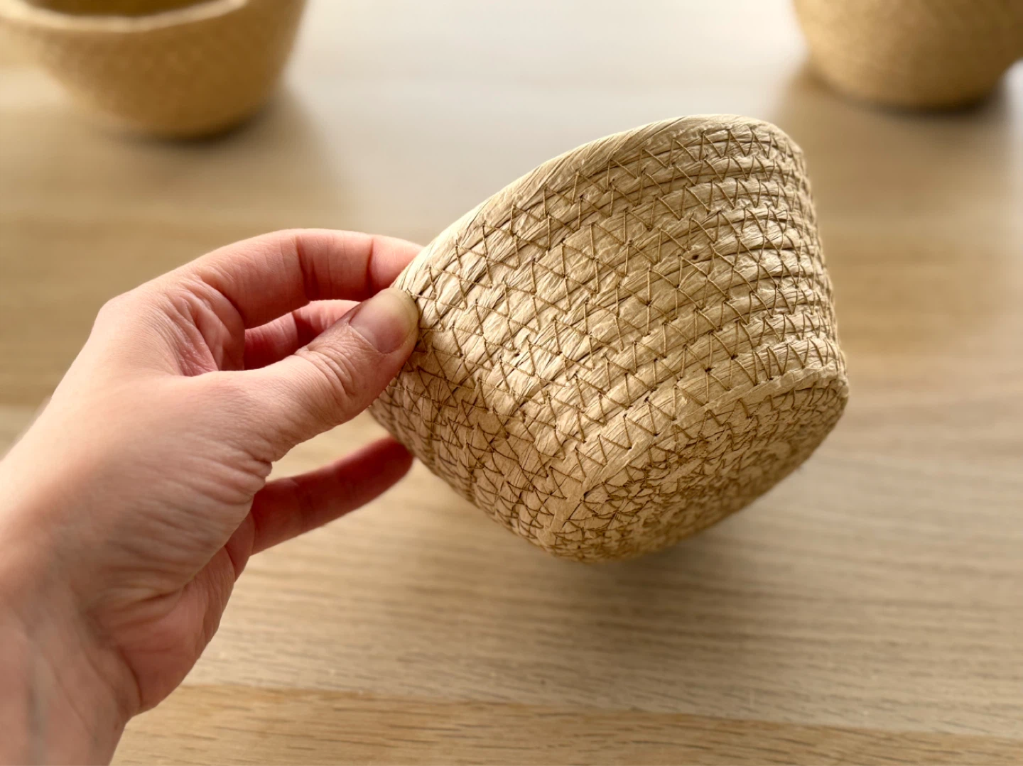 Set of 3 brand new woven seagrass mini bowls - photo 2