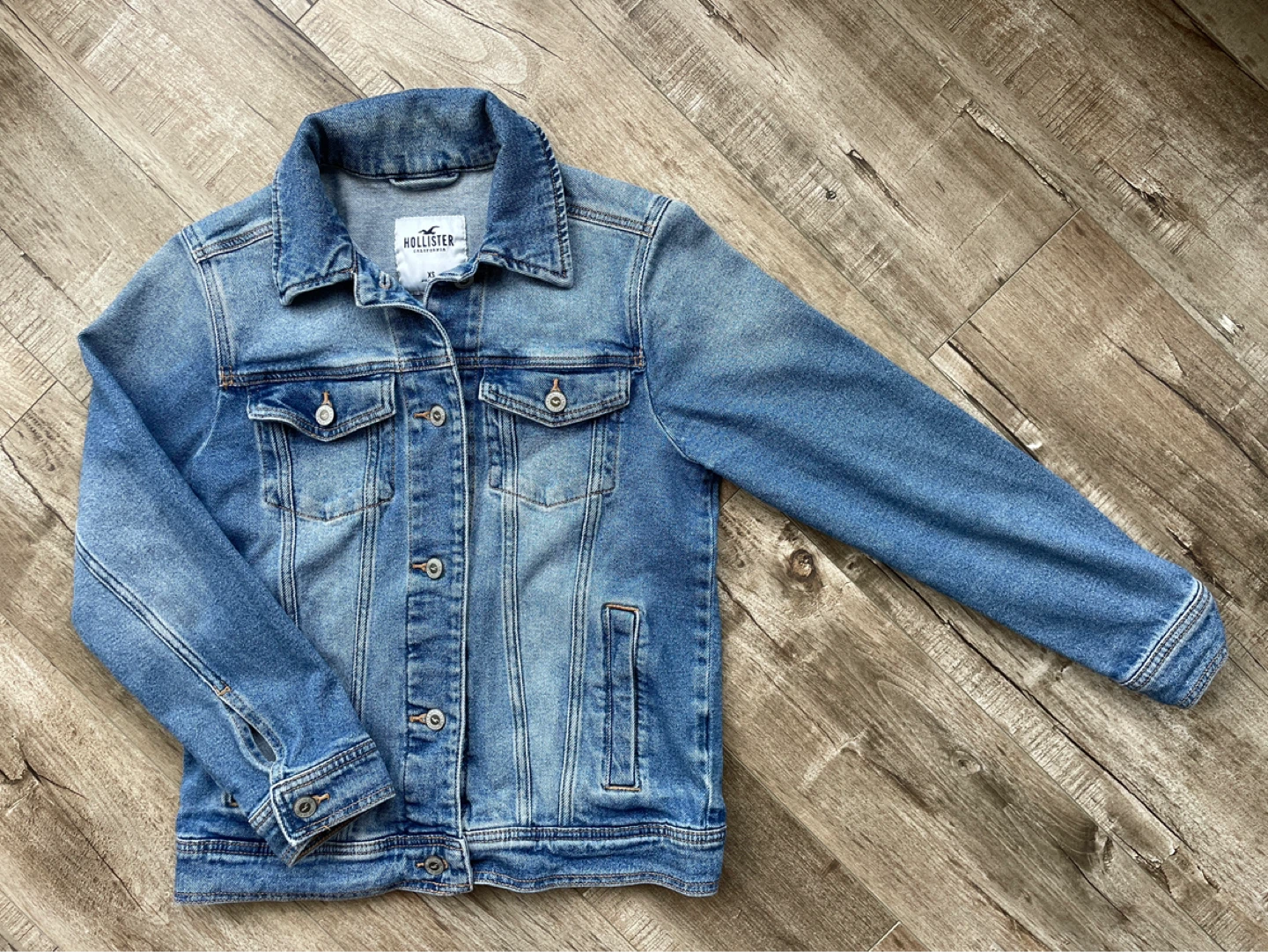 Hollister Denim Jacket (Women XS)