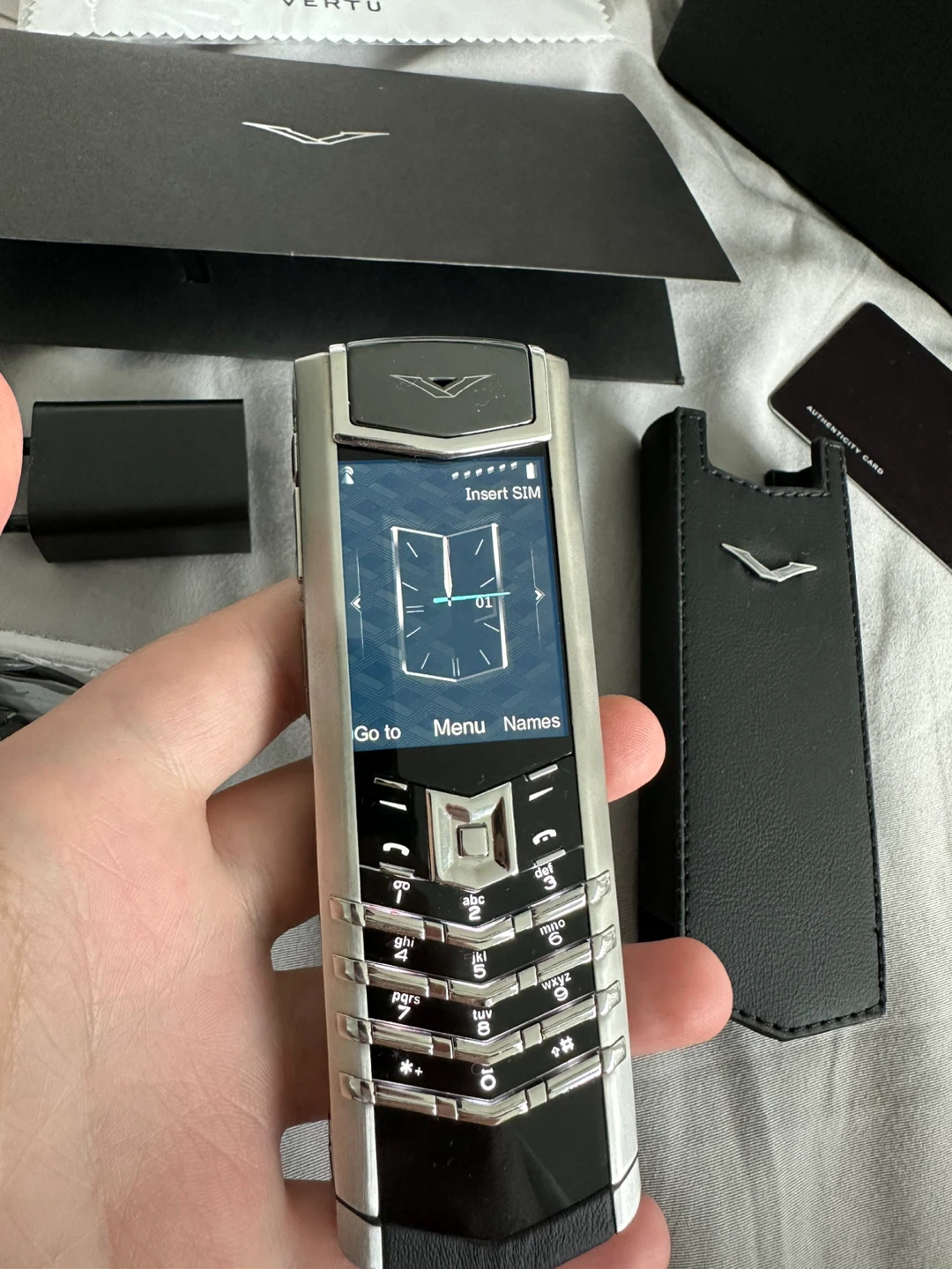Vertu Signature V Stainless Steel Phone - photo 4