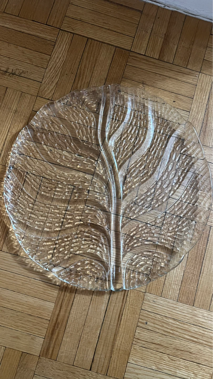 Decorative Clear Glass Leaf Serving Platter