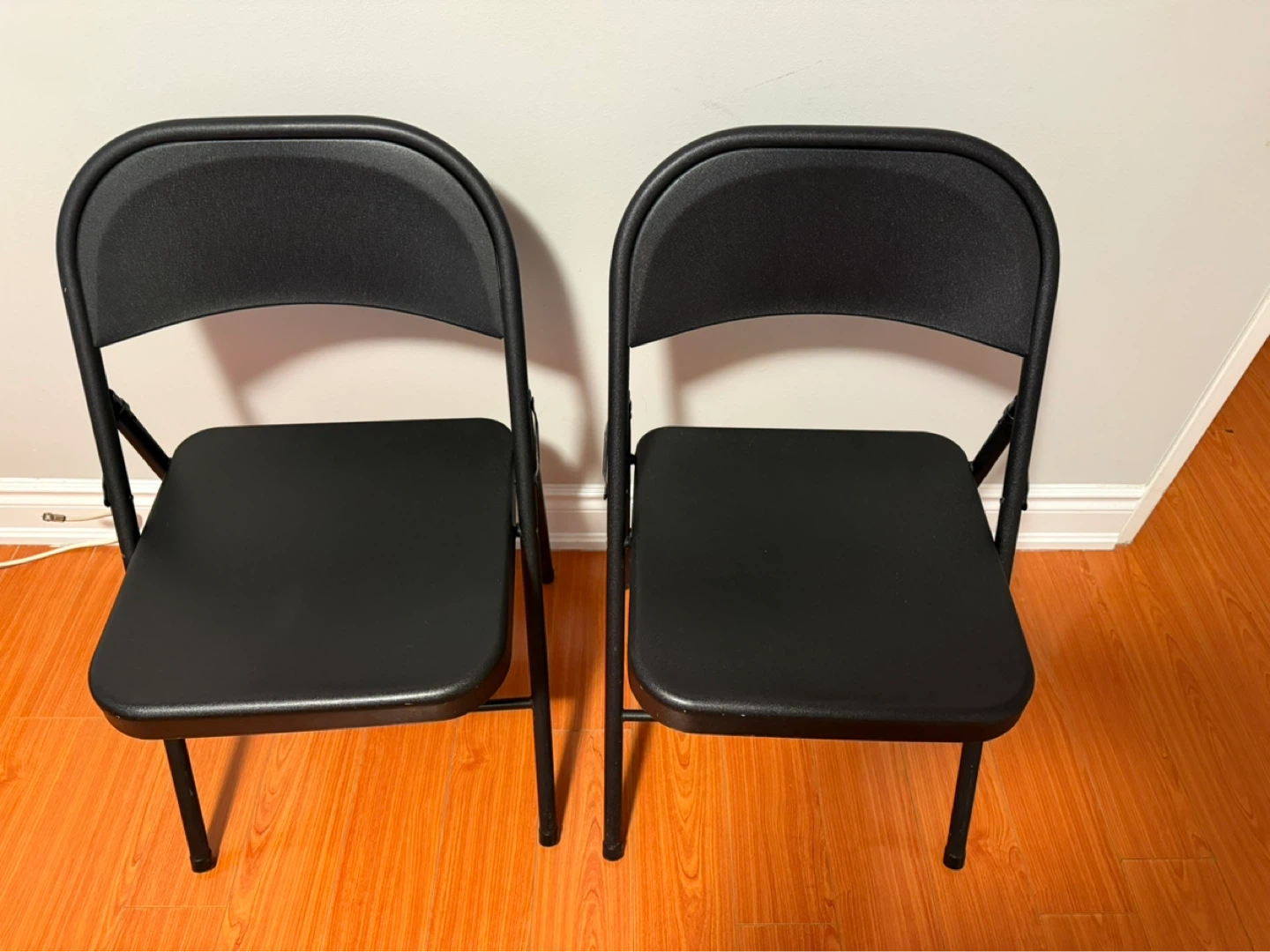 2 new black folding metal chairs - photo 2