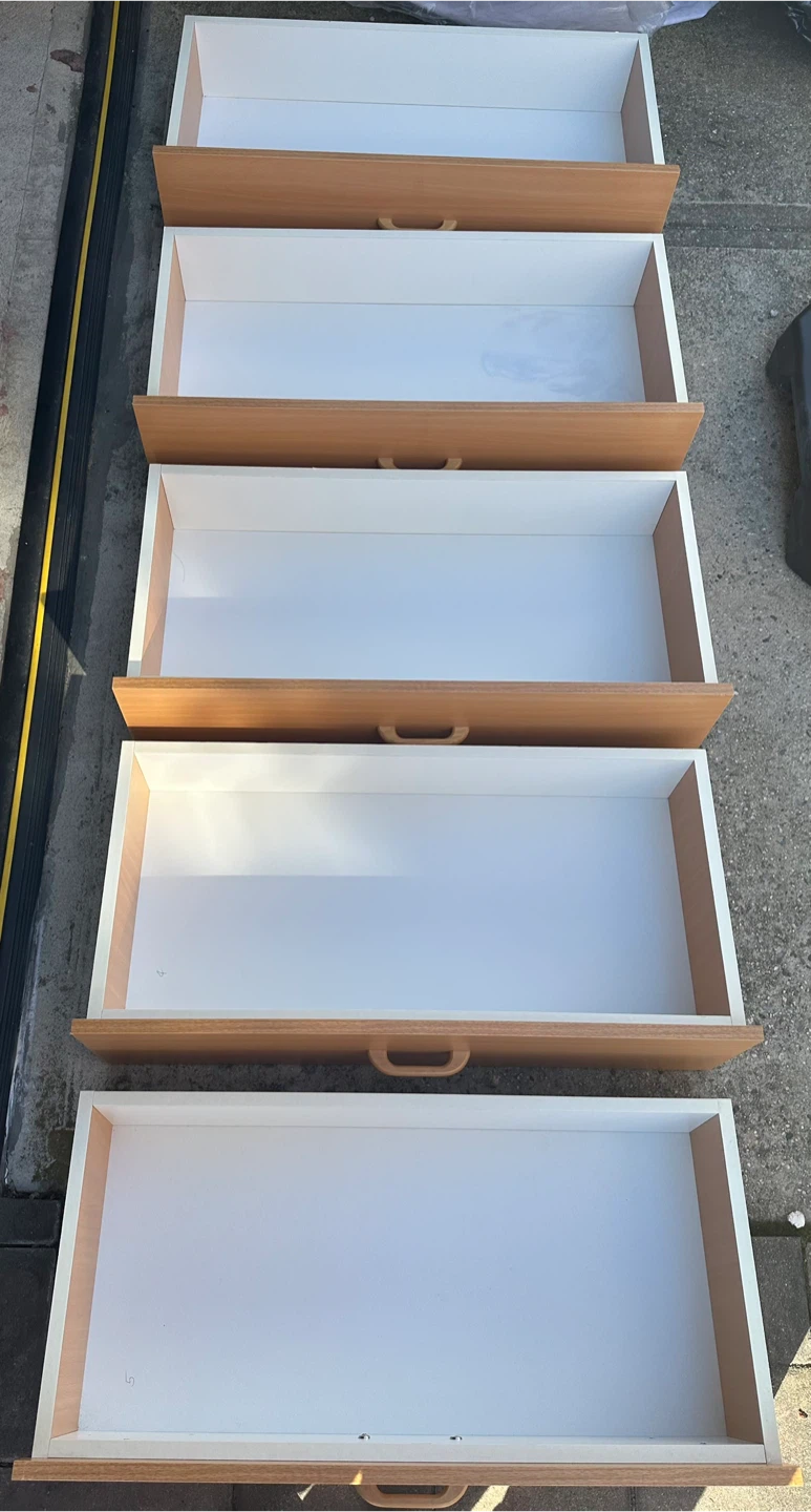 Light Wood 5-Drawer Chest - photo 4