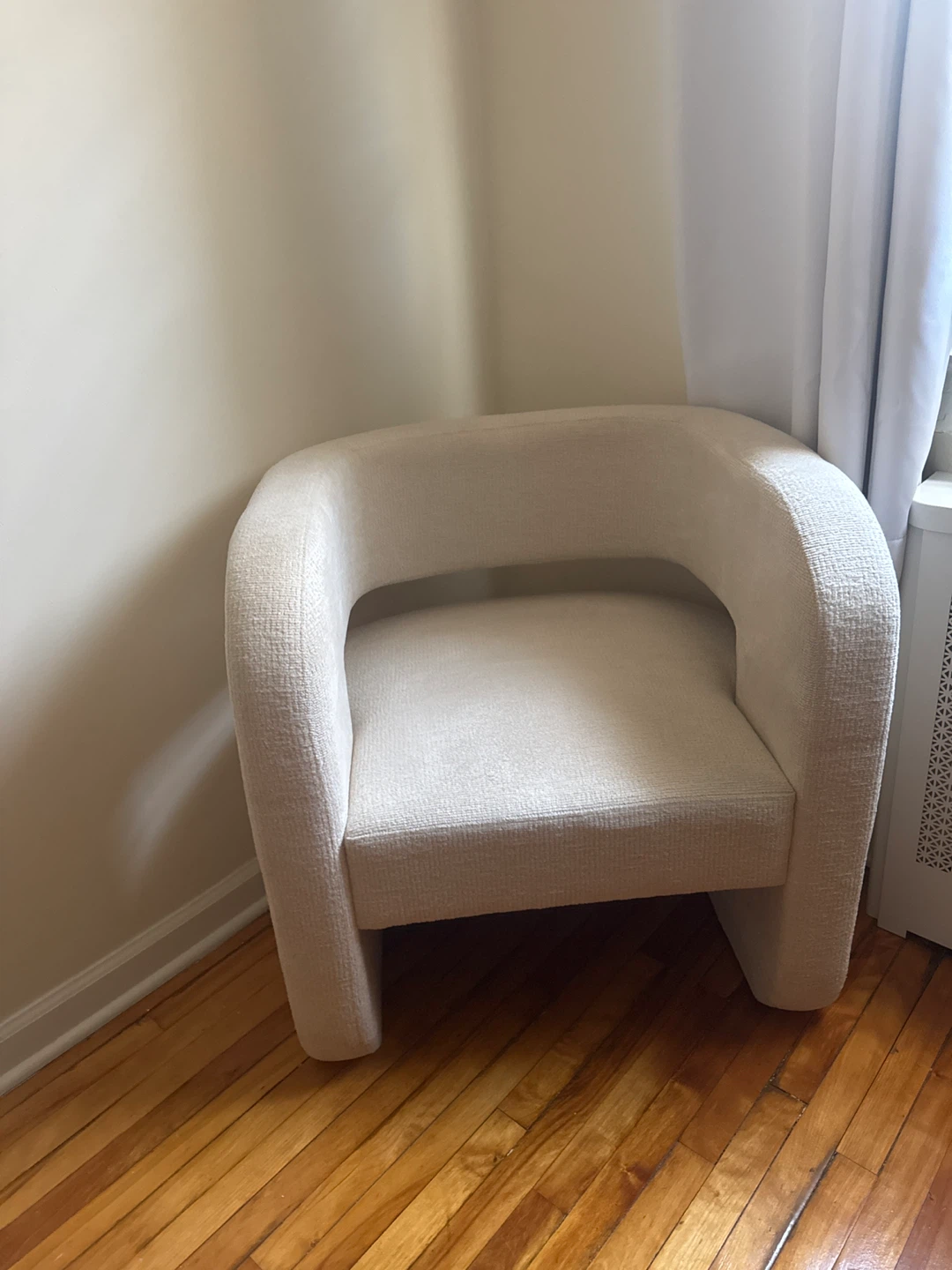 Cream Upholstered Armchair with Geometric Pillow - photo 3