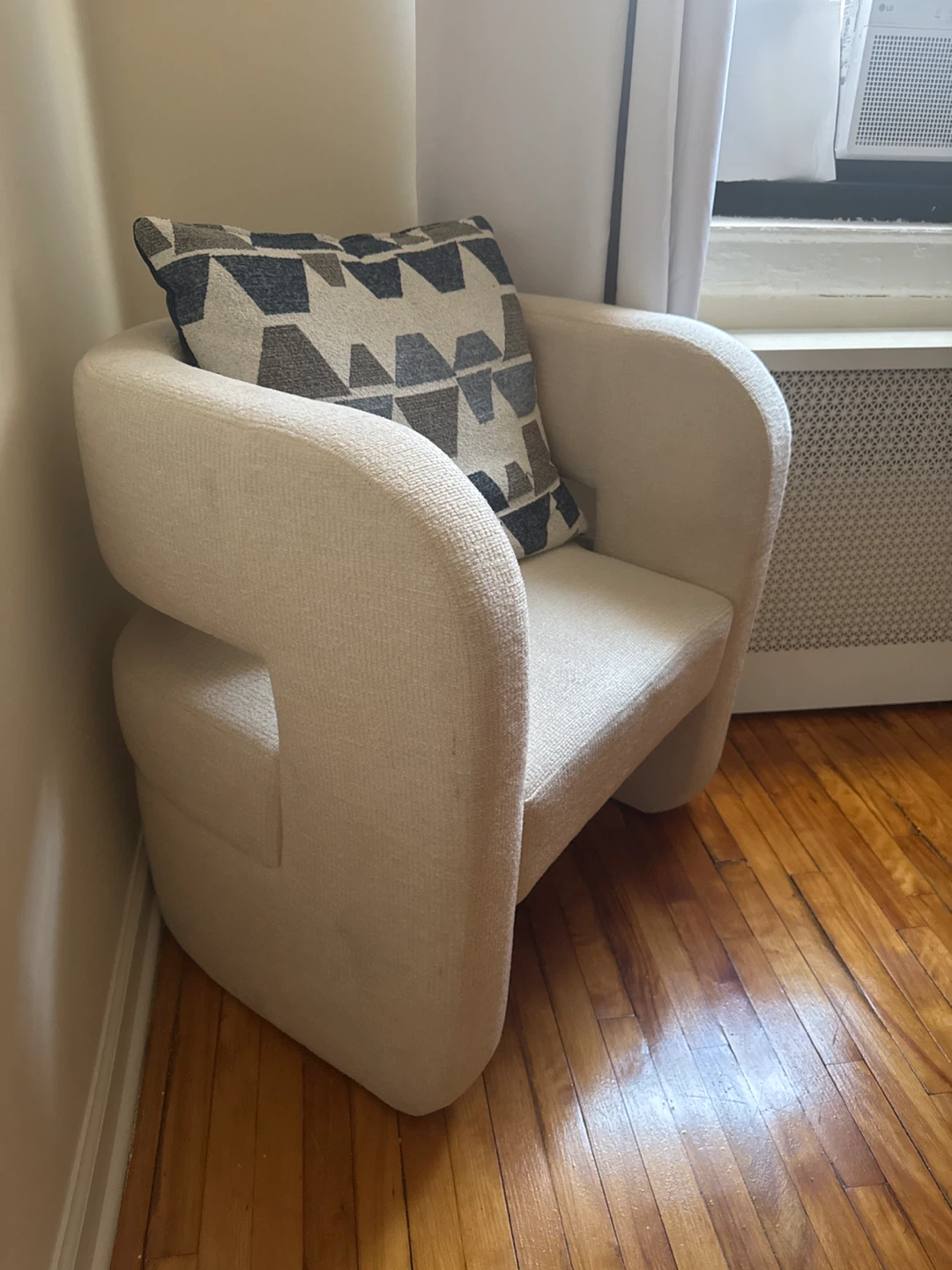 Cream Upholstered Armchair with Geometric Pillow - photo 2