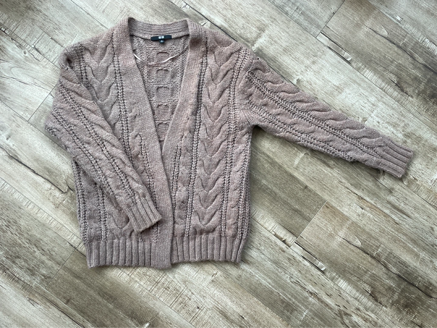Uniqlo Cable Knit Cardigan (Women XS) - photo 2
