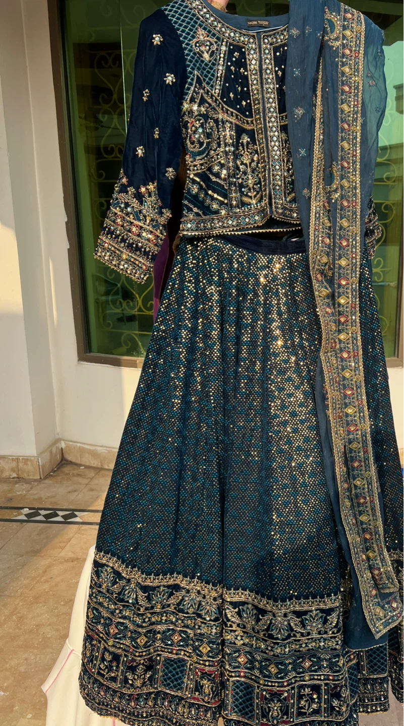 Blue Sequin Embroidered Lehenga Choli Dupatta Set - photo 3