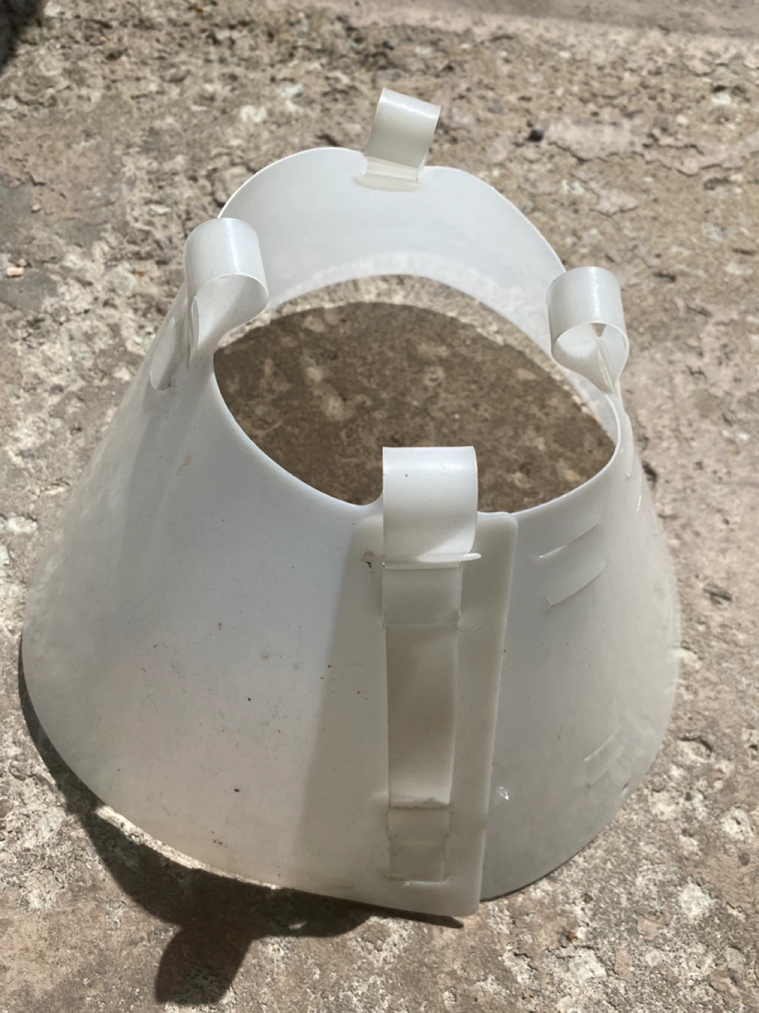 White Pet Cone Collar - photo 2