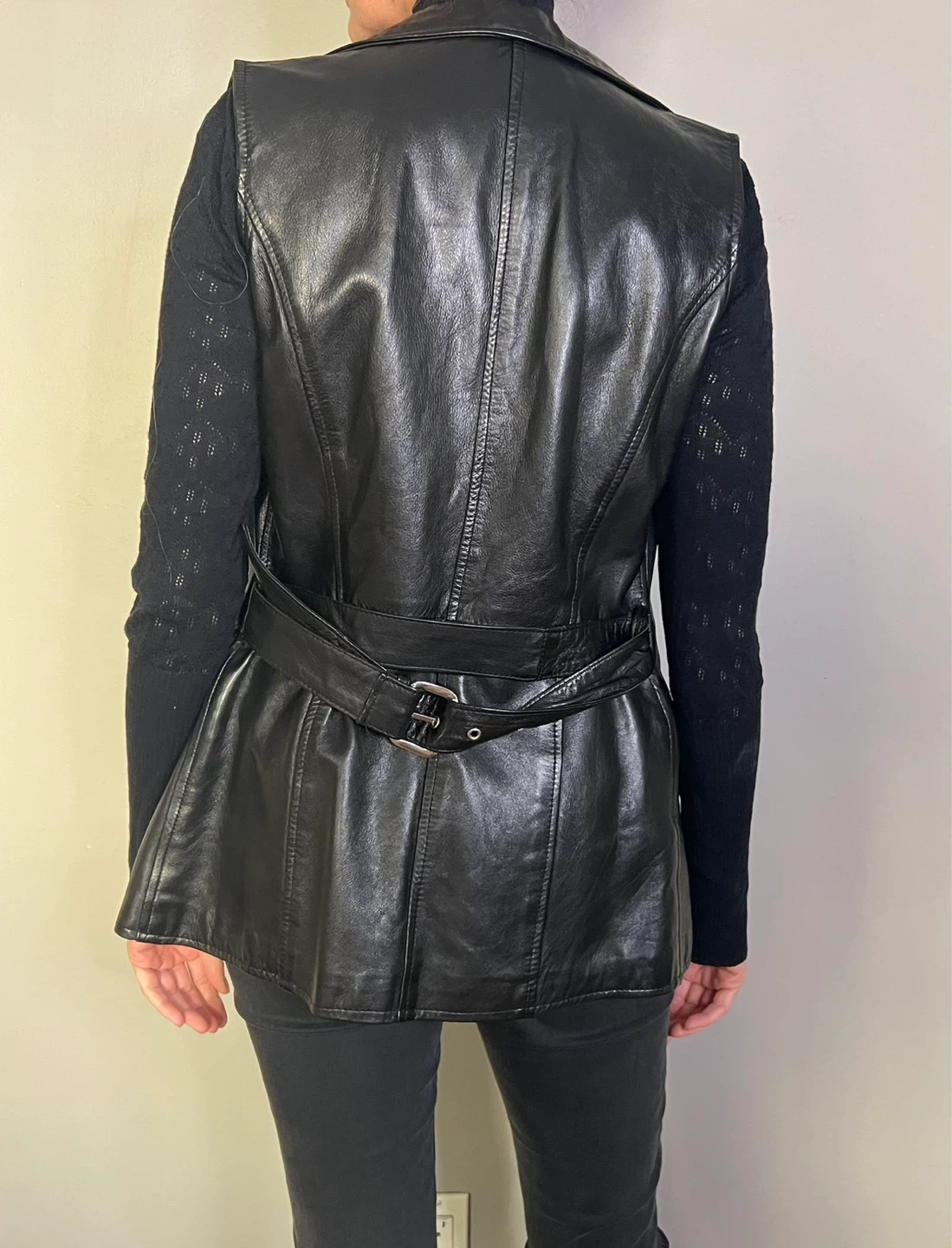 Vent Couver Black Leather Vest - Size M - photo 5