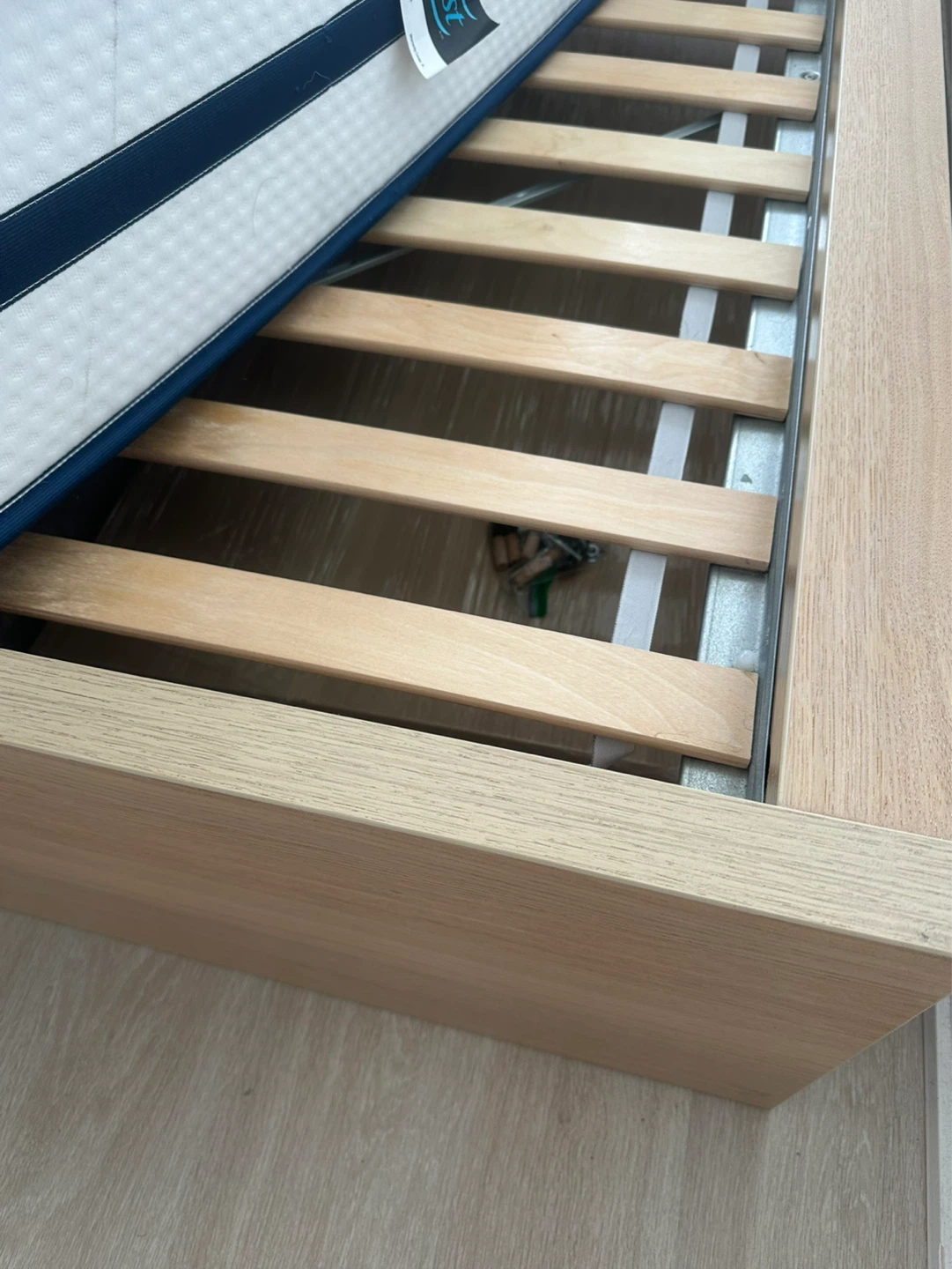 Selling only WOODEN BED FRAME with drawers and headboard - photo 2