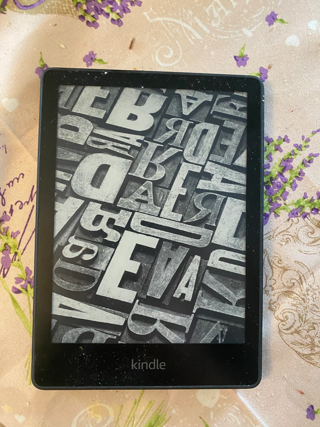 Amazon Kindle E-reader - photo 2