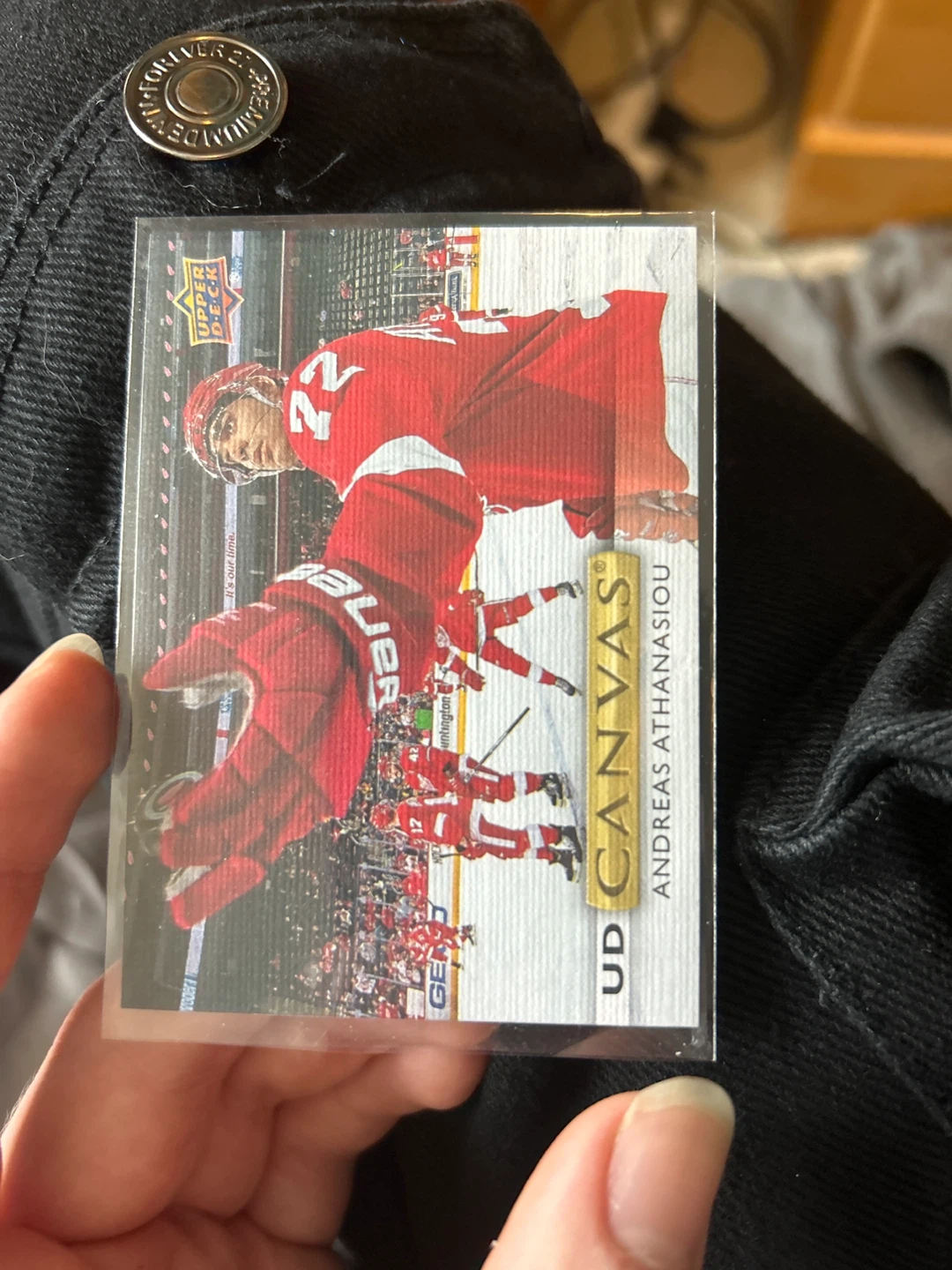 Upper Deck Andreas Athanasiou Canvas Hockey Card