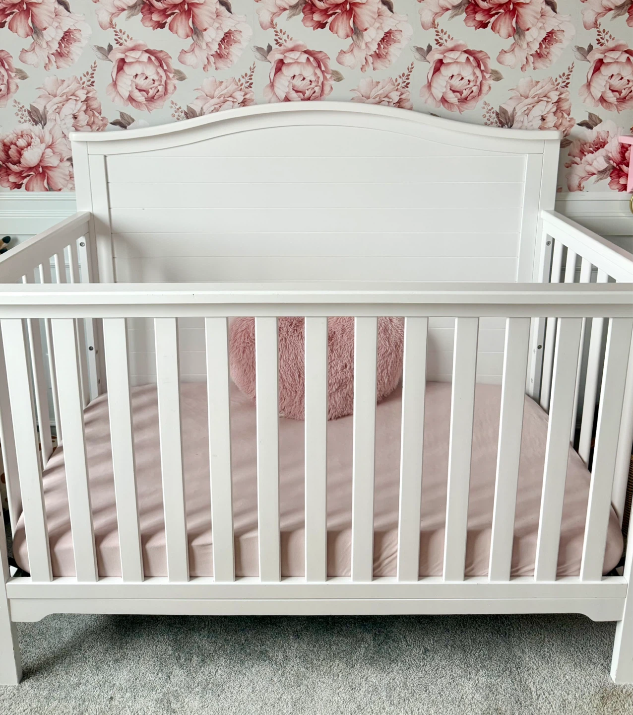 White Crib with mattres