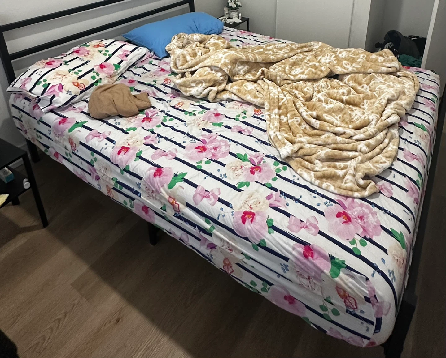 Queen Size Mattress FREE - photo 3