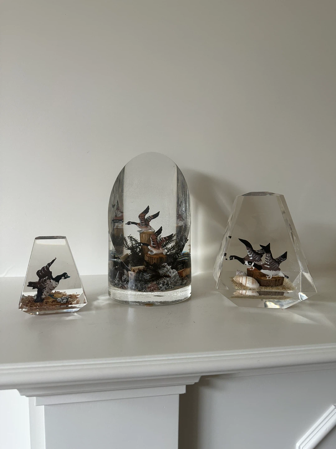 Vintage Lucite Canada Goose Paperweight Sculpture Set of 3 - photo 2