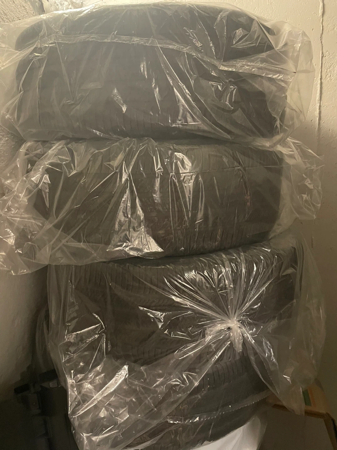 Michelin Tire 255/45R20