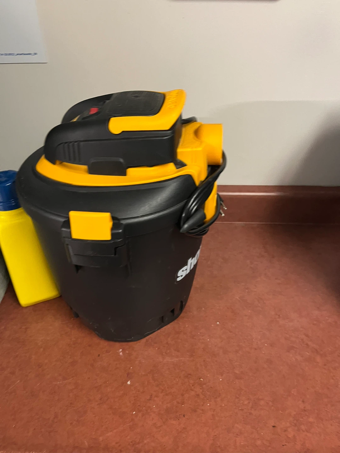 Shop-Vac 5 Gallon 2.0 HP Wet/Dry Vacuum - photo 4