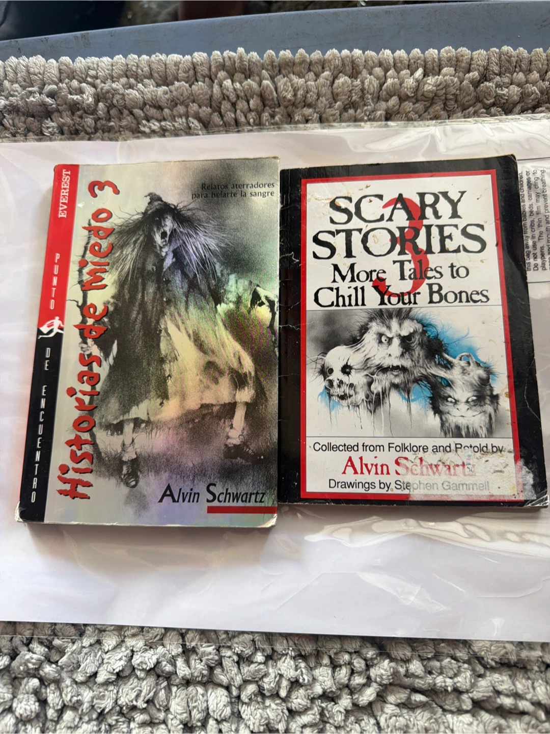 More Tales to Chill Your Bones & Historias de Miedo 3