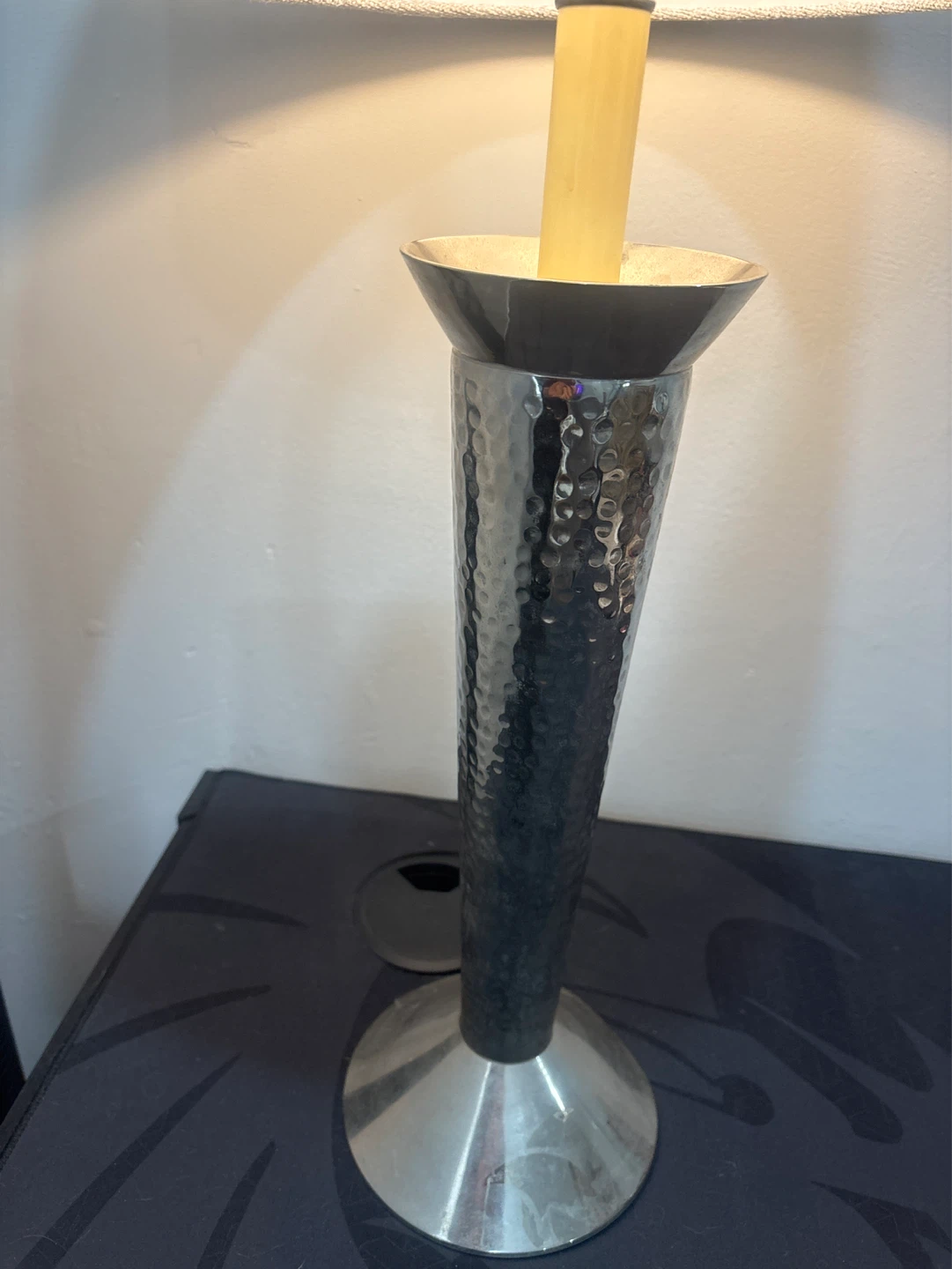 Table Lamp with Textured Metal Base - photo 3