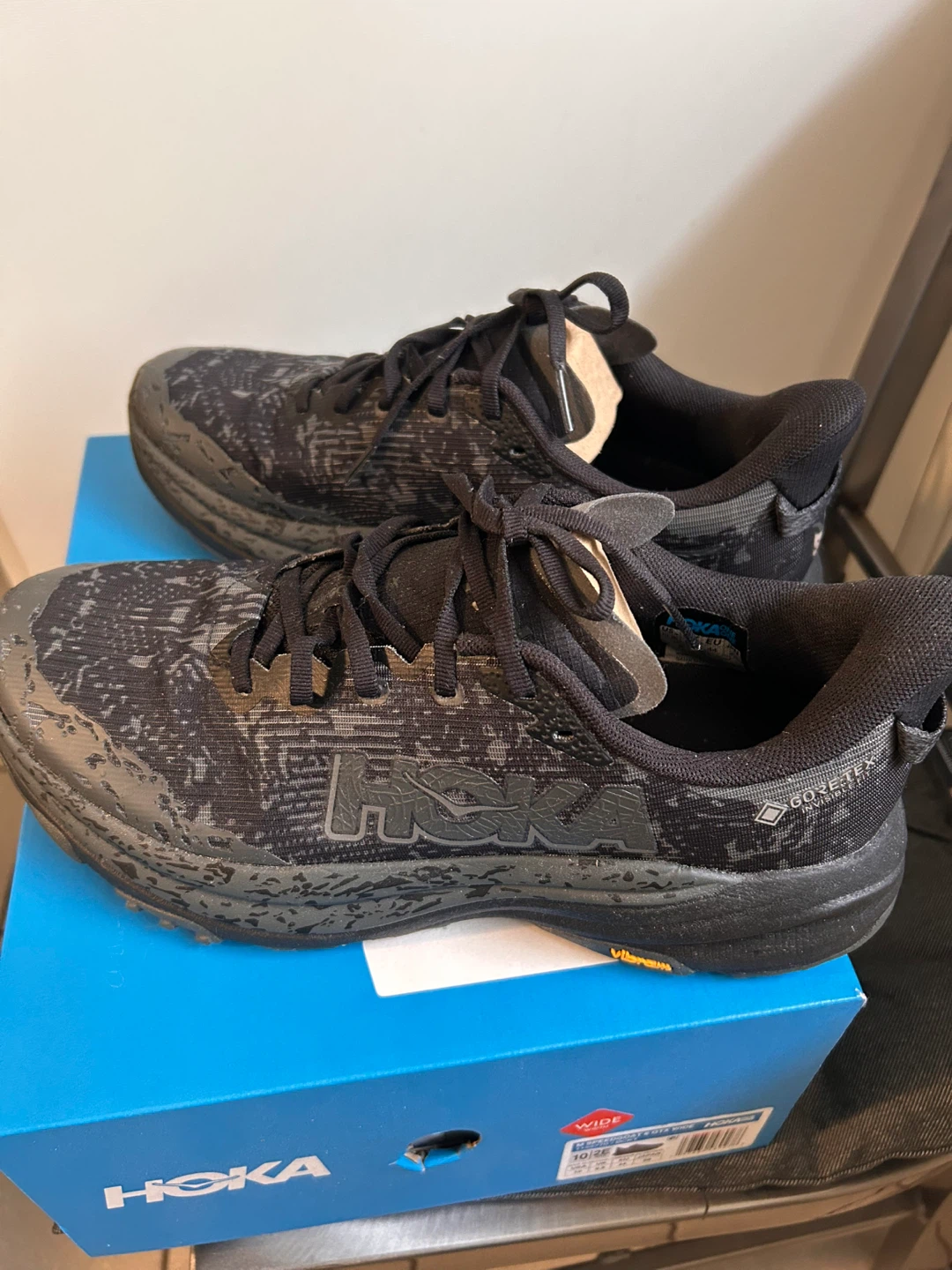 Hoka Men Speedgoat 6 GTX running shoes - photo 3