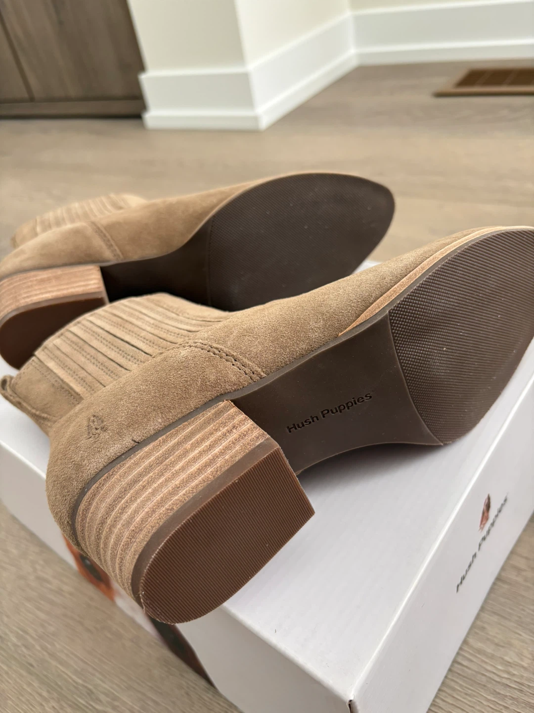 Hush Puppies Suede Ankle Boots - Size 6.5 - photo 3