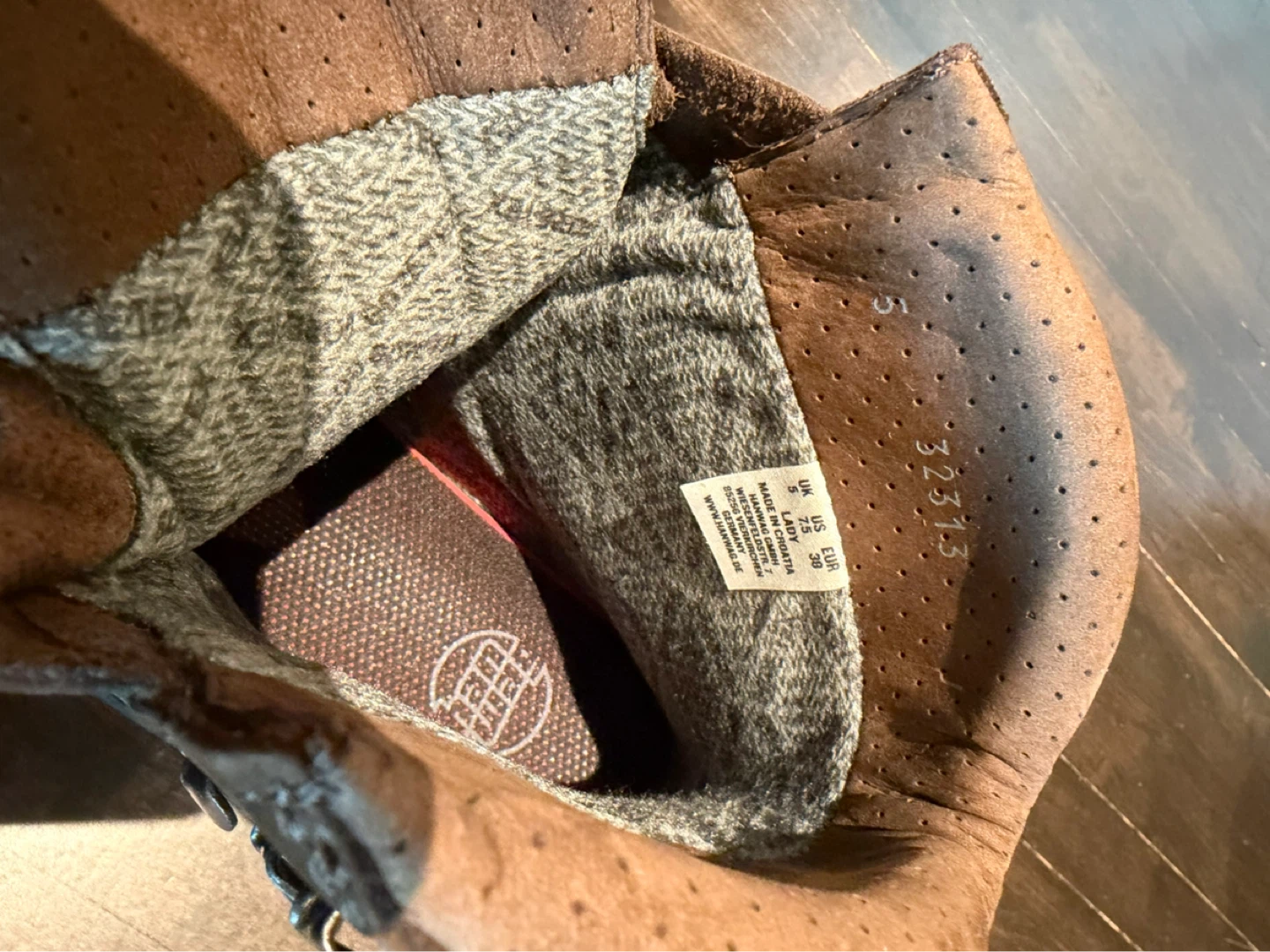Hanwag Brown Gore-Tex Hiking Boots - photo 5