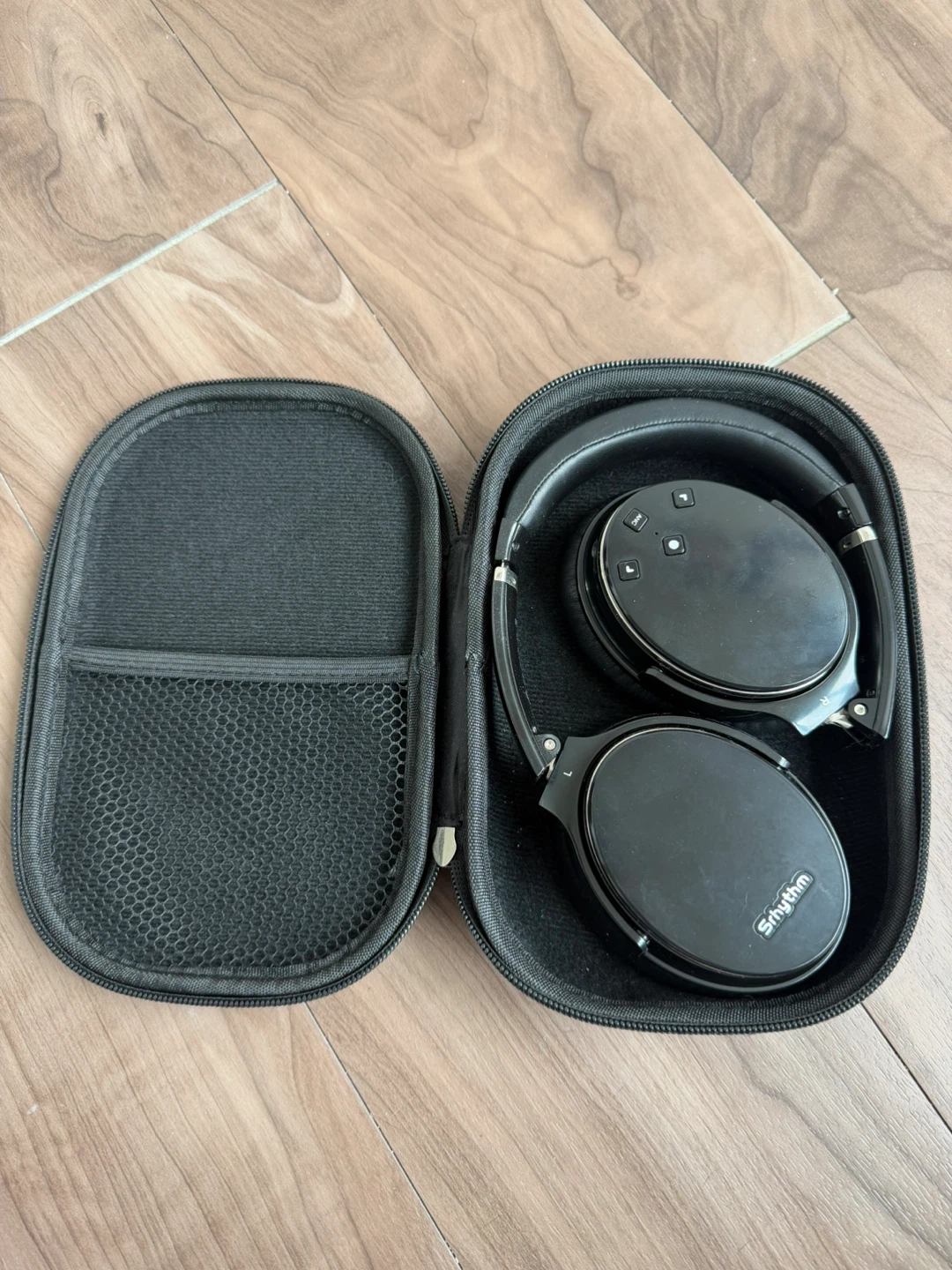 SRhythm Black Over-Ear Headphones with Case