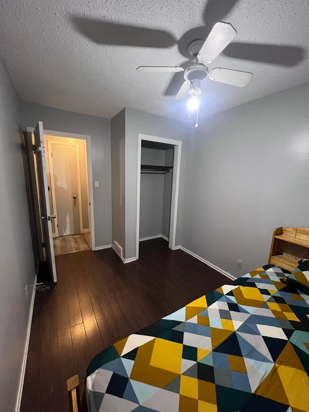 Private Furnished room for rent - photo 4