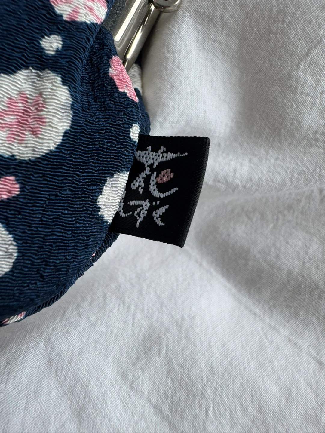 Handmade Navy floral print coin purse with kiss clasp from Japan - photo 3