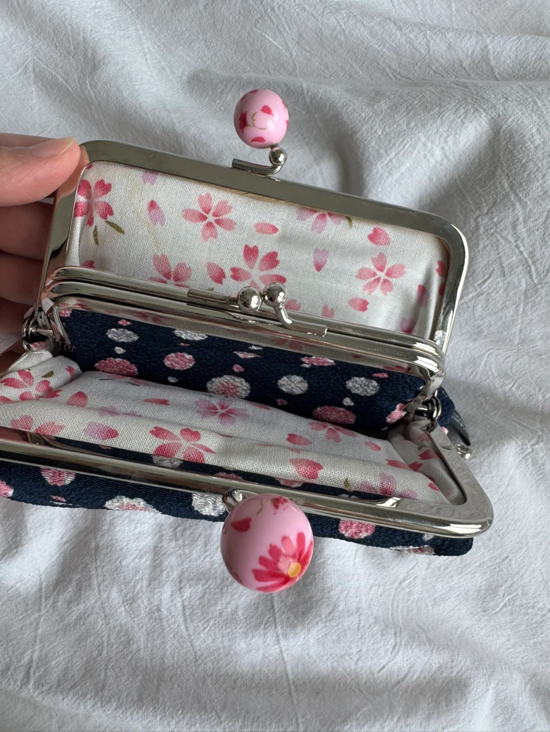 Handmade Navy floral print coin purse with kiss clasp from Japan - photo 5