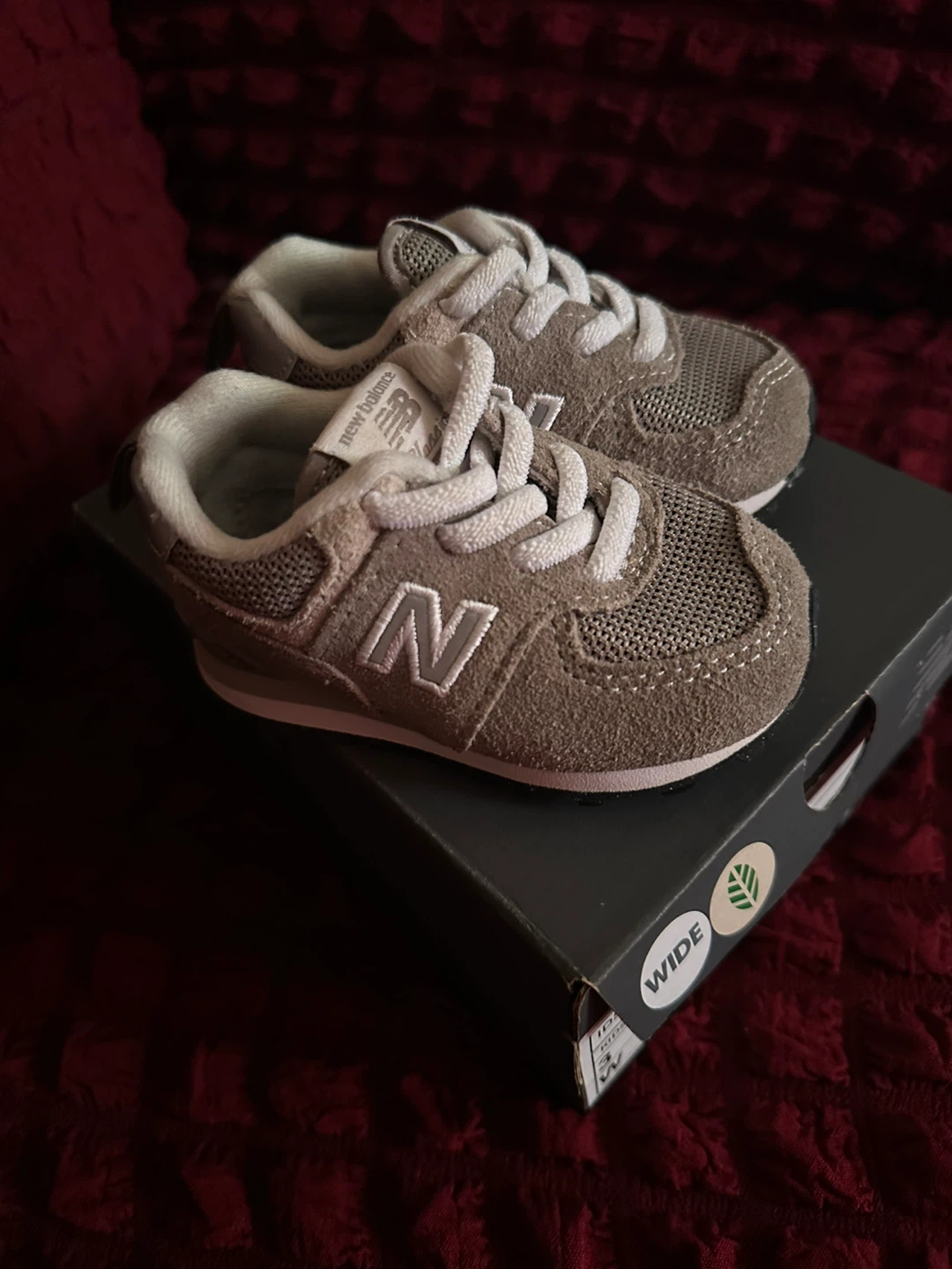 New Balance 574 Wide Kids' Sneakers Size 3